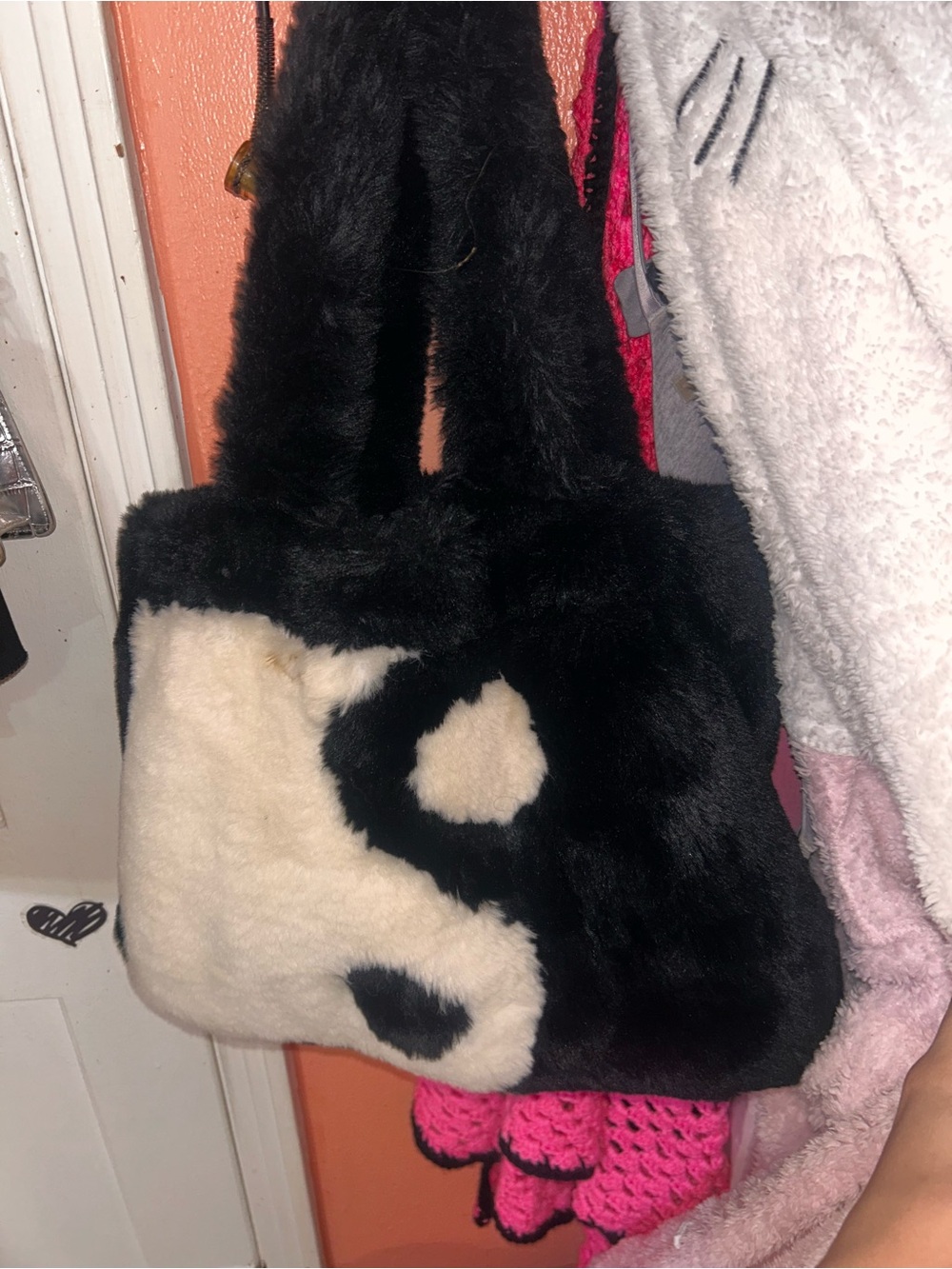 Faux Fur Yin Yang Tote Bag - Black and Cream